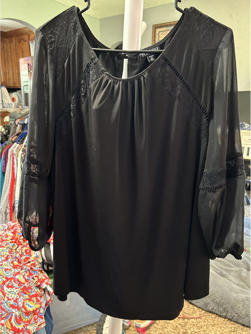 Toz & Ali Women's Black Blouse with Lace Detail Size 2X